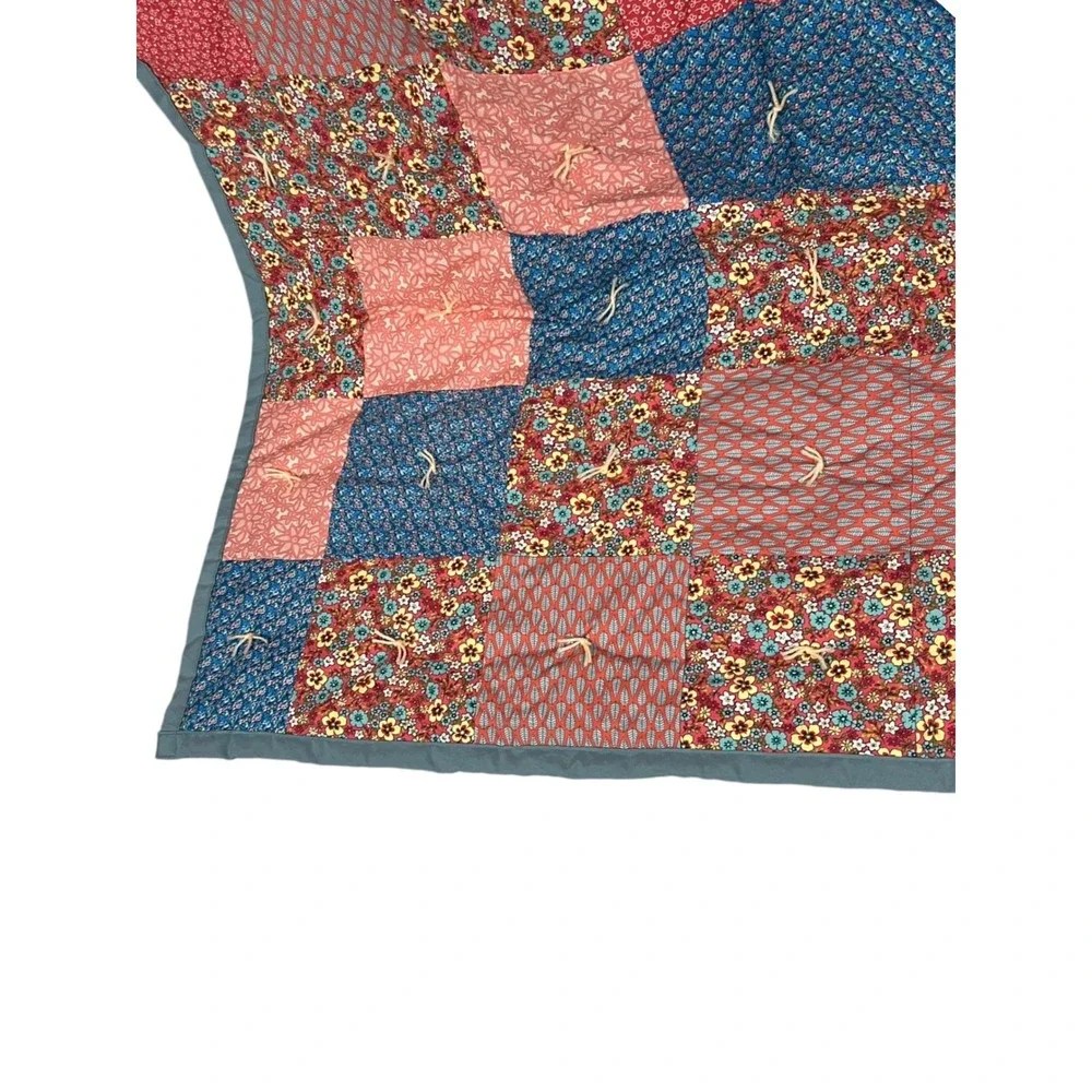 Vintage Cottage Patchwork Twin Quilt 82x66 Floral Cottagecore Bedding